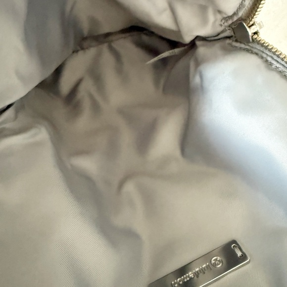 Lululemon Silver Gray Belt Bag Adjustable Strap All Night Festival Bag Micro - Picture 6 of 8